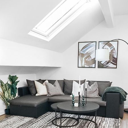 1 Bedroom Apartment Bradford City Centre Foster Square מראה חיצוני תמונה