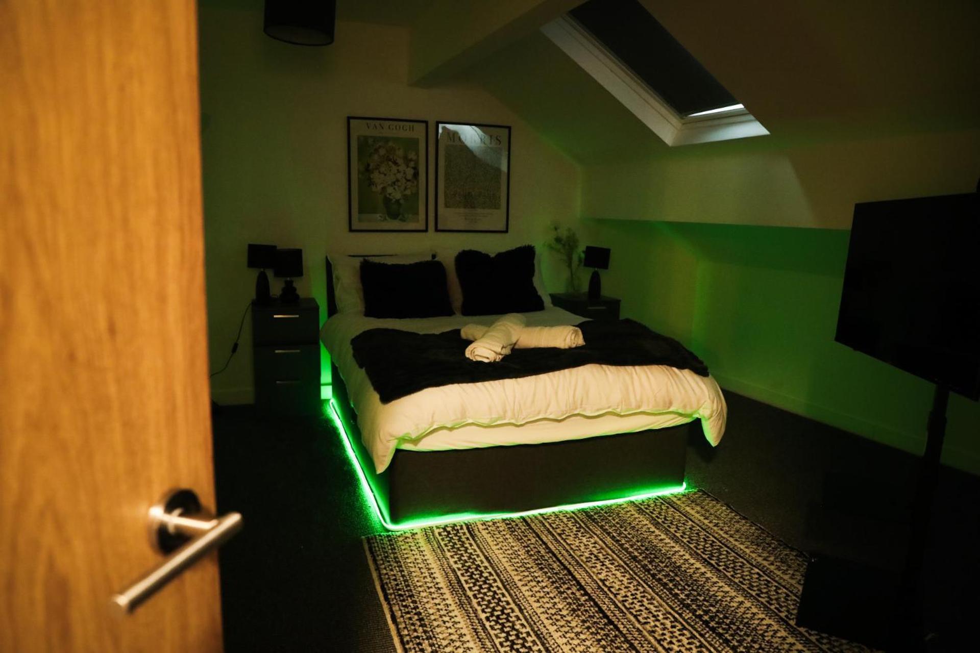 1 Bedroom Apartment Bradford City Centre Foster Square מראה חיצוני תמונה